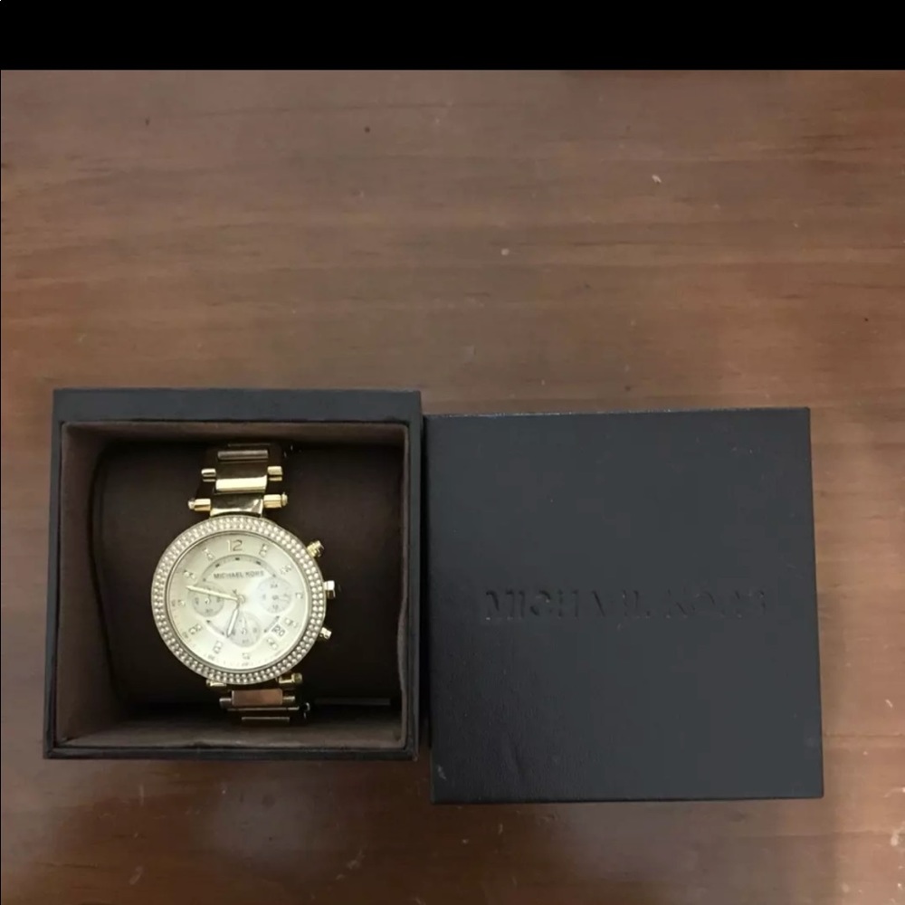 MK watch